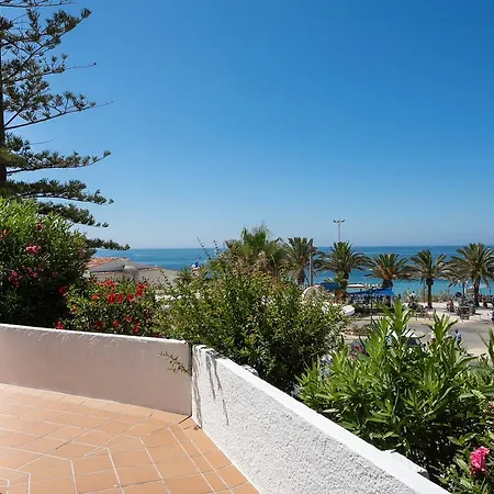 Villa Marbello Beach House *